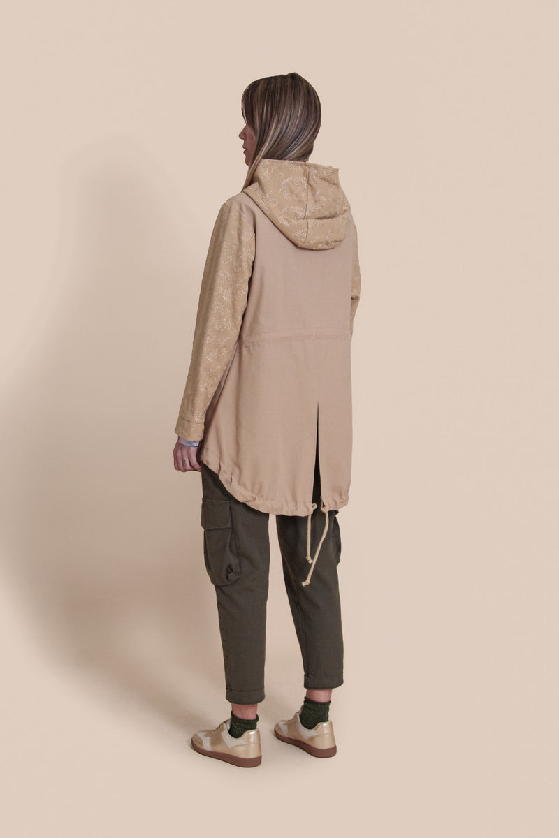 Le Streghe PARKA RICAMO Offerta