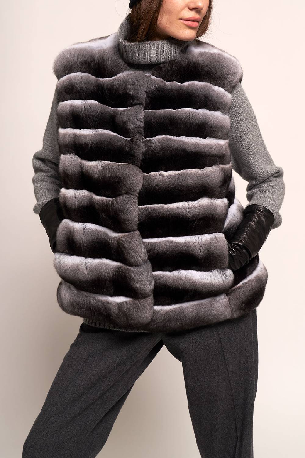 Manzoni 24 Gilet chinchilla Acquista Ora