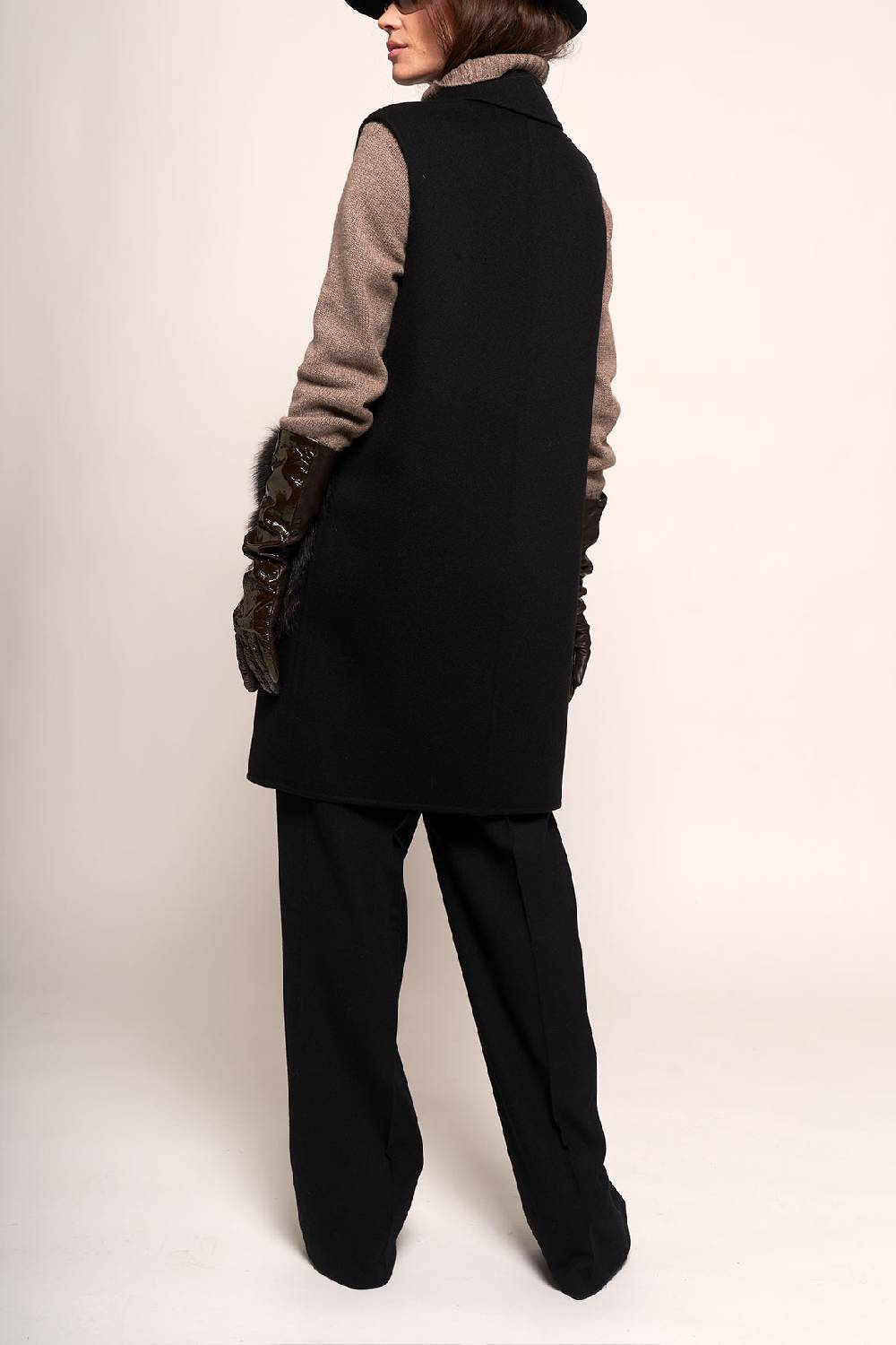 Manzoni 24 Gilet in tessuto cashmere Loro Piana con tasche zibellino Offerta