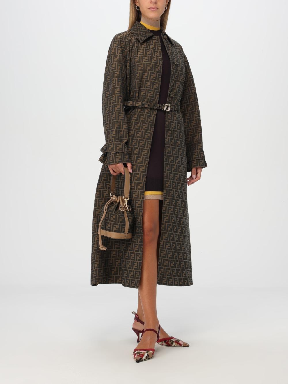 Giglio Borsa Mon Tresor Fendi in tessuto FF jacquard e pelle In Vendita