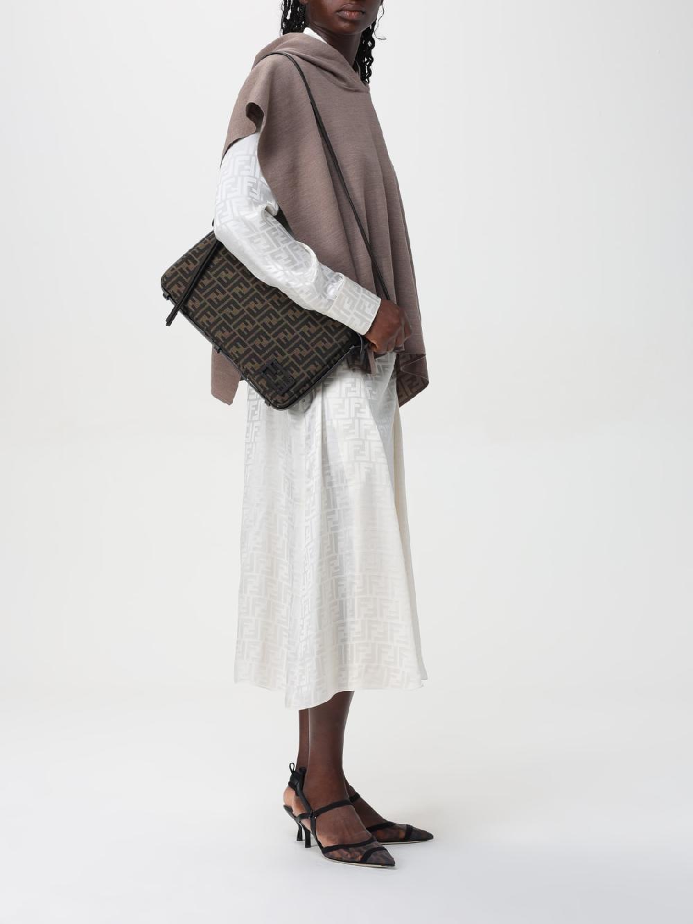 Giglio Borsa Simply Fendi in tessuto con monogram FF jacquard In Linea