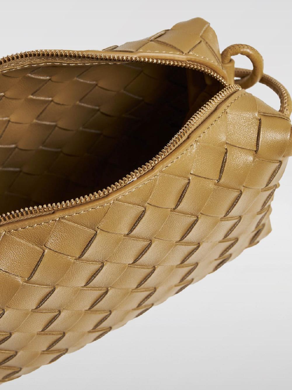Giglio Borsa Loop Bottega Veneta in pelle intrecciata Italy