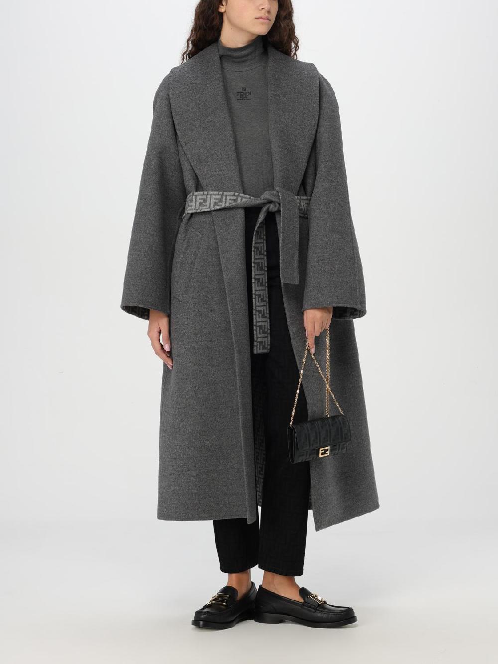 Giglio Cappotto Fendi in lana vergine Soddisfazione Garantita