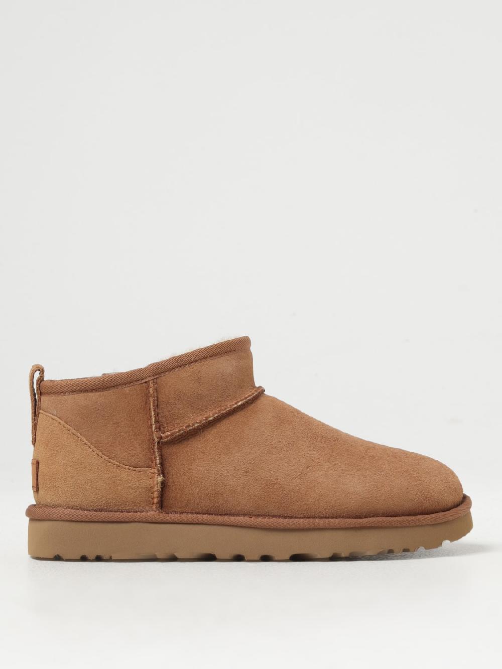 Giglio Stivaletto Classic Ultra Mini UGG in camoscio Moda