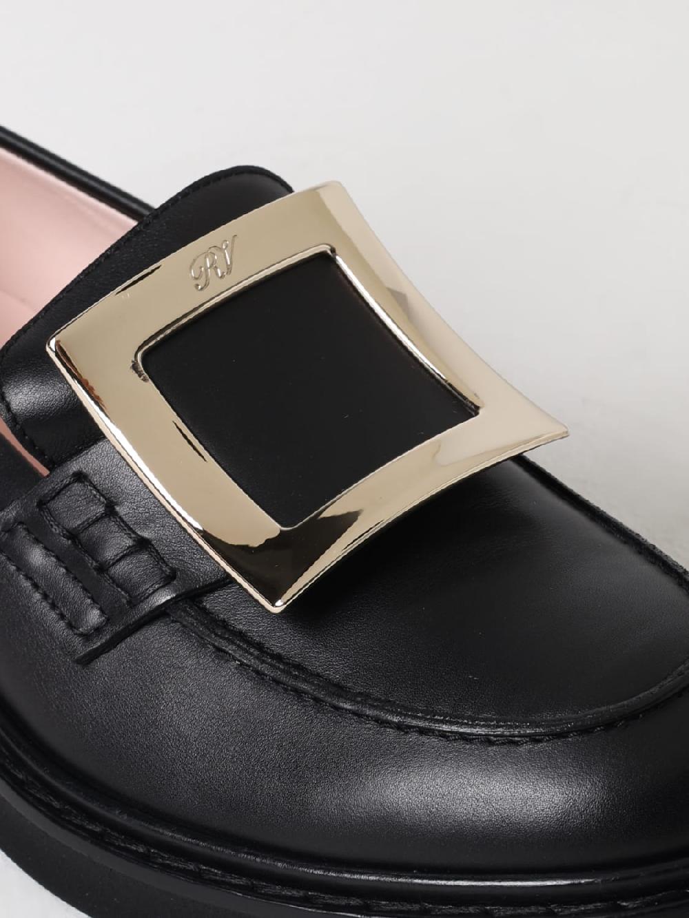 Giglio Mocassino Roger Vivier in pelle con fibbia decorativa Offerta speciale