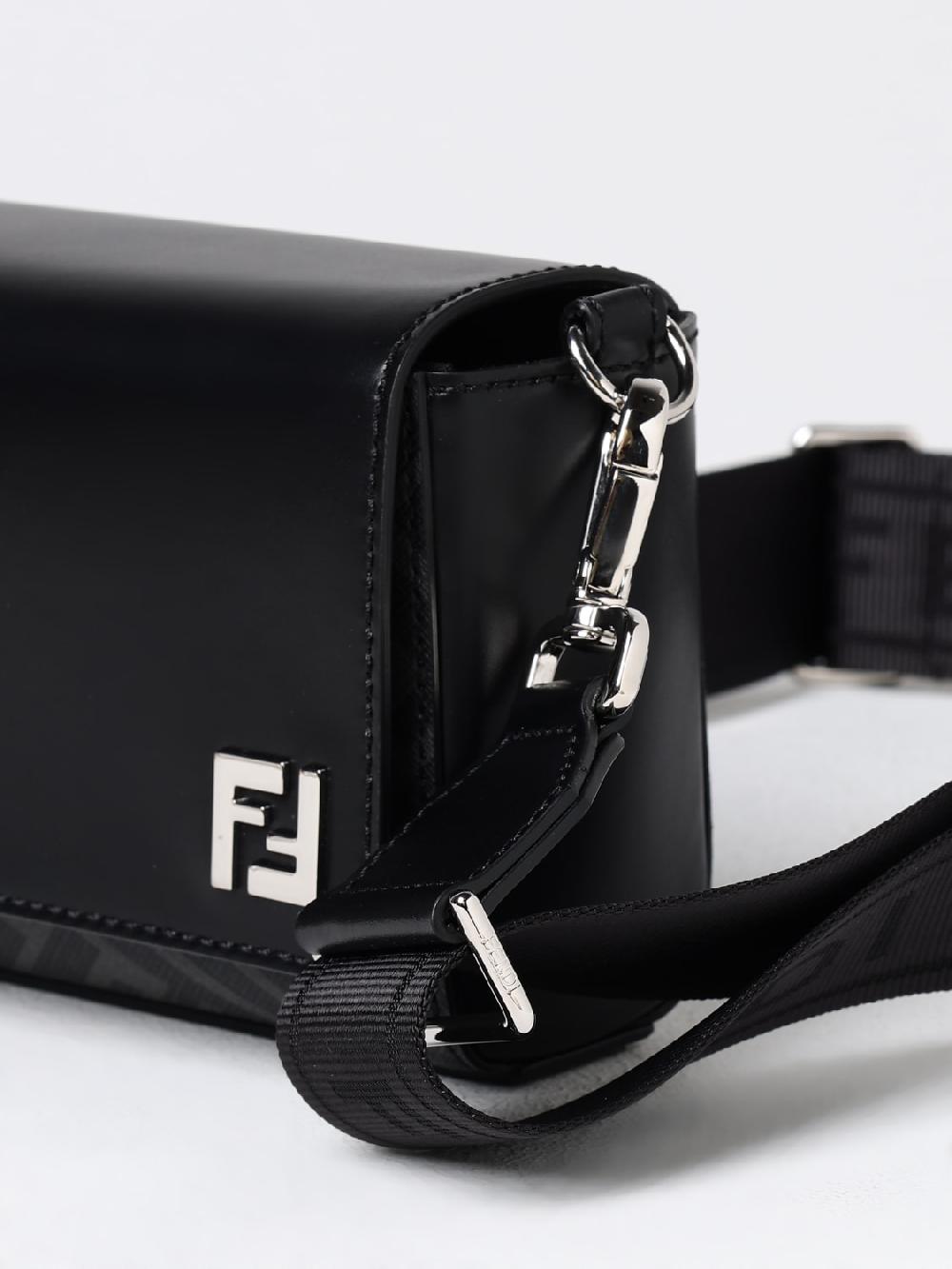 Giglio Borsa Compact Bag Squared FF Fendi in pelle e cotone spalmato saffiano Consegna Veloce