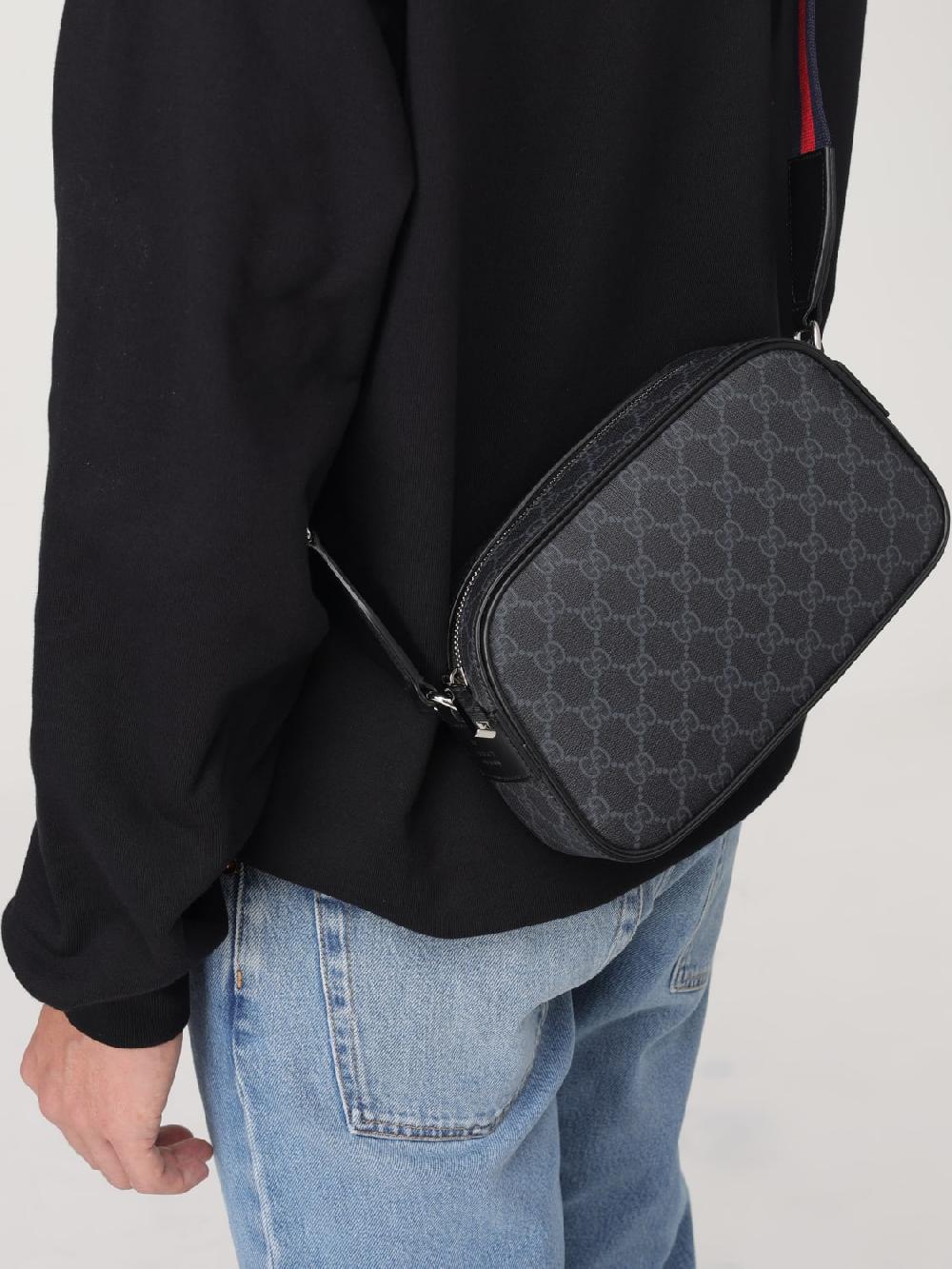 Giglio Borsa GG Gucci in tessuto GG Supreme Negozio