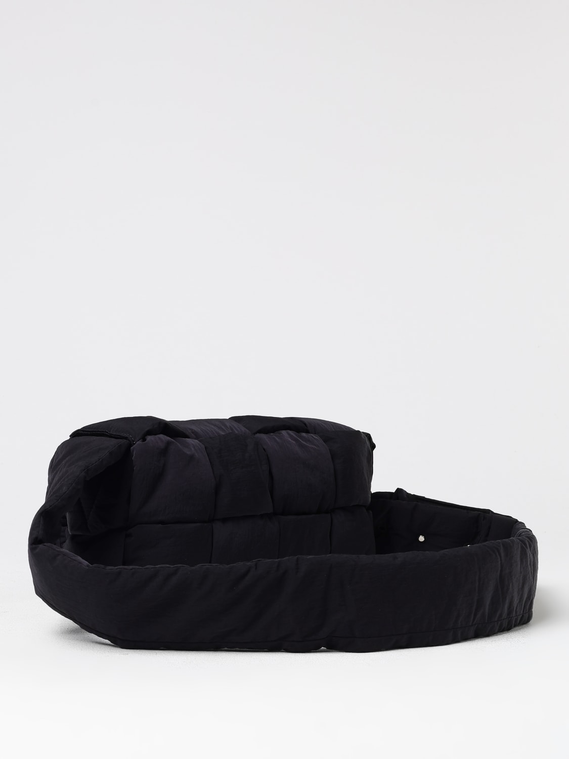 Giglio Borsa Padded Tech Cassette Bottega Veneta in nylon intrecciato Smaltimento dello stoccaggio