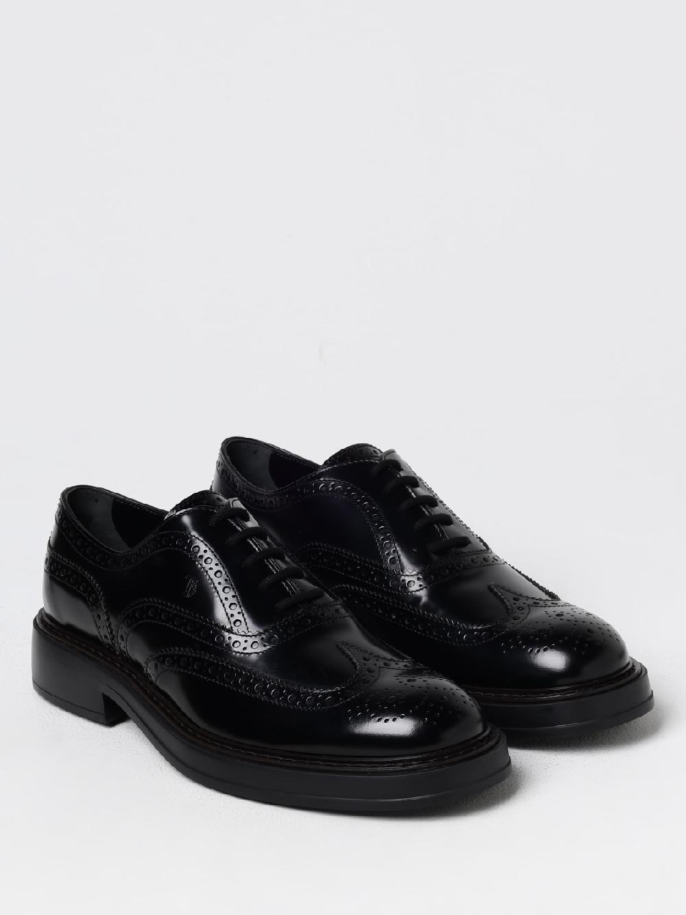Giglio Derby Tod's in pelle spazzolata con motivo brogue Soddisfazione Garantita