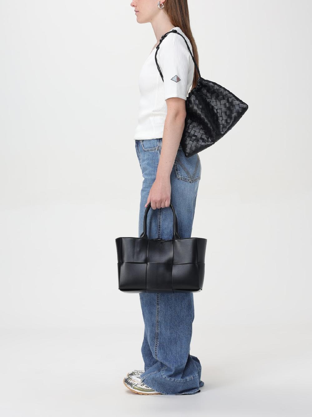 Giglio Top a costine con patch logo Bottega Veneta Pezzi Unici